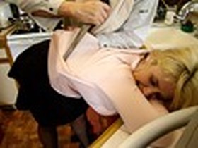 犯された五十路金髪美熟妻！第九姦 酷辱・憐姦・肉棒を女穴に刺され膣壁を抉られる度響き渡る人妻の悲鳴！戦慄の膣内射精残虐レイプ！！　サンプル画像07